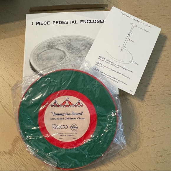 Tommy the Clown Porcelain Doll McClelland Circus Reco Knowles Ashton Drake box - Picture 14 of 16